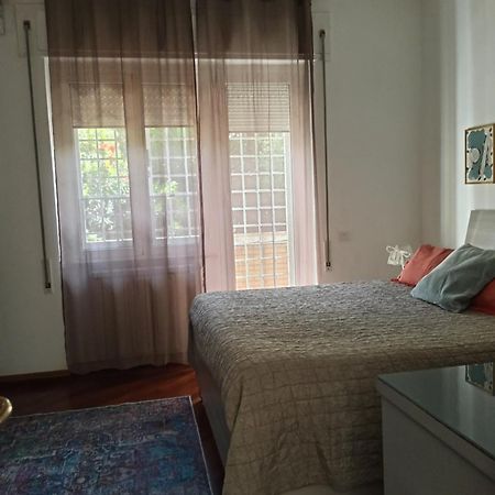 Casa Flora Appartamento Con Giardino فيوميتشينو المظهر الخارجي الصورة